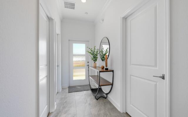 Private Pool Themed Bedrooms at Best Location