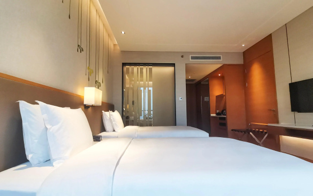 Holiday Inn Chengdu Qinhuang