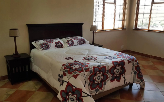 Hornbills Rest Country Home