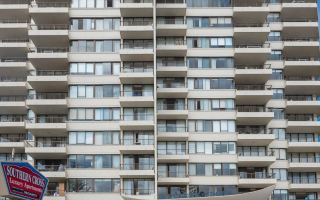 Southern Cross Apartments