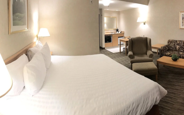 Humphry Inn & Suites