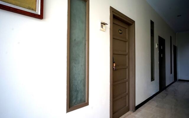 OYO 2038 Jasmine Guest House Balikpapan