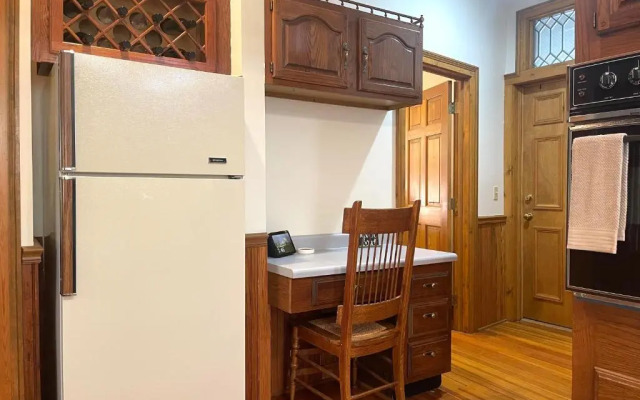 Renaissance Riverboat Suites And Rooms