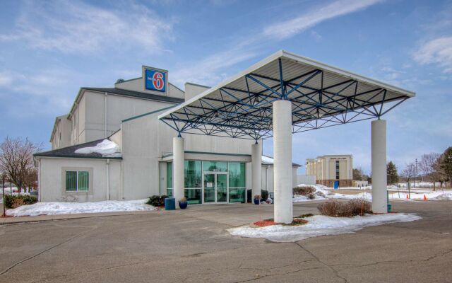 Econo Lodge Menomonie I-94