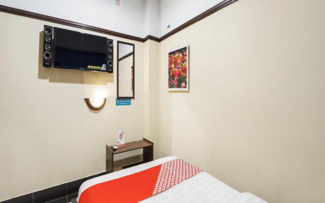 OYO 3892 Athaya Guesthouse Syariah