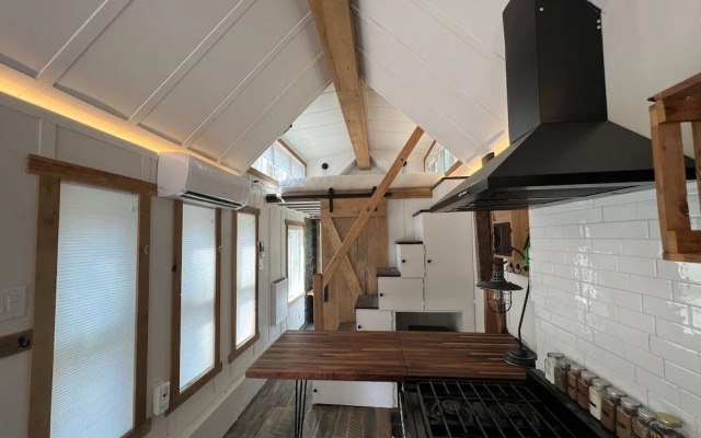 The Woolly Bugger Inn