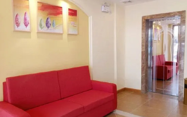 Home Inn (Luoding Dagang East Road)