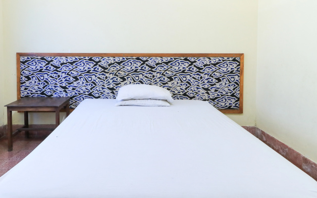Mertha Jati Hotel & Bungalow – Guest Rooms – Kuta