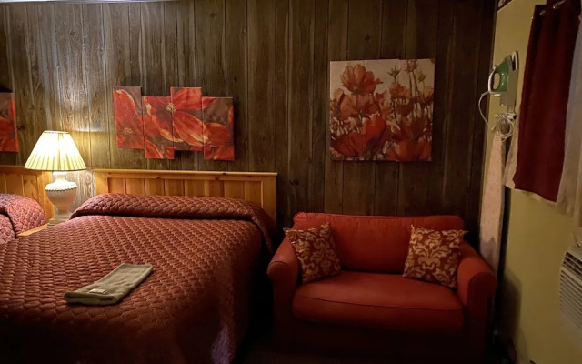Rustic Inn Motel