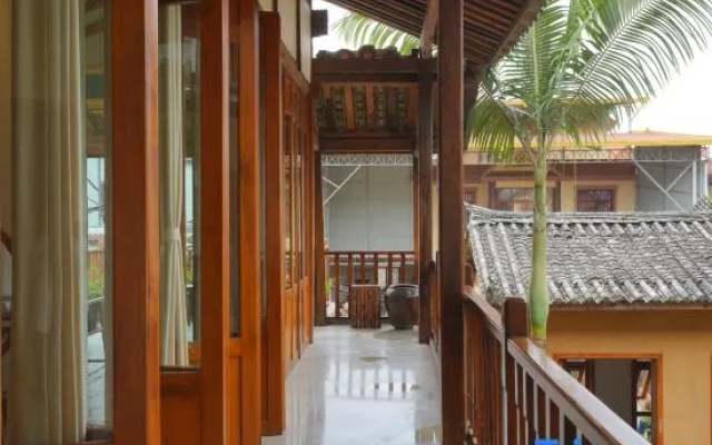 Shishe Retreat · Manghuang Village Scenic Area, Mangshi – Outside – Dehong