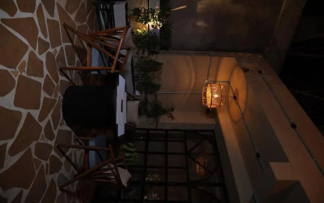 Divik Aparthotel, Bhopal