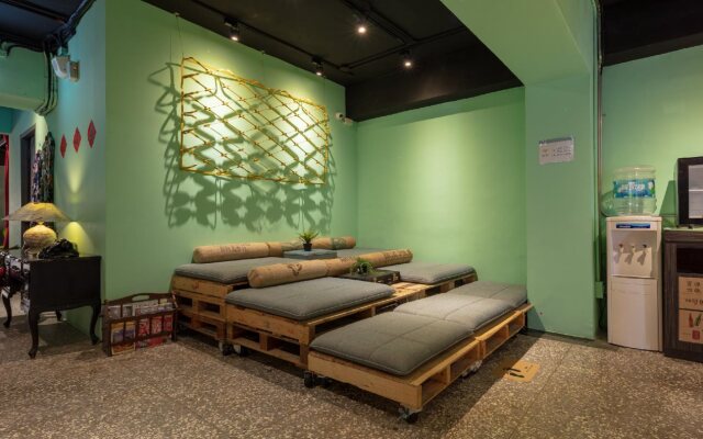Cho Hotel