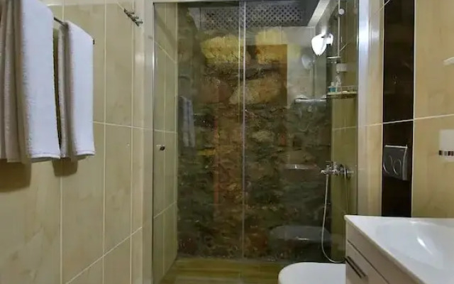 Thales Butik Otel