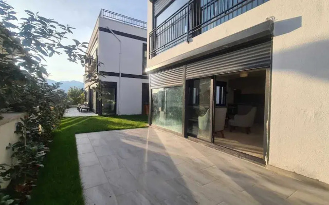 Tivat Terrace Suits