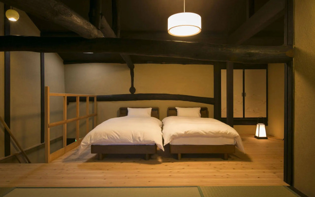 Yamanaka Aburaten Machiya Guesthouse