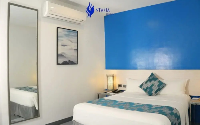 Stacia Hotel