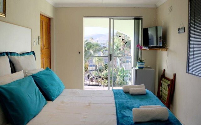 Mountainia Inn Self Catering