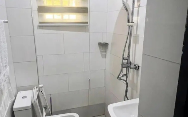 Ayinde homes