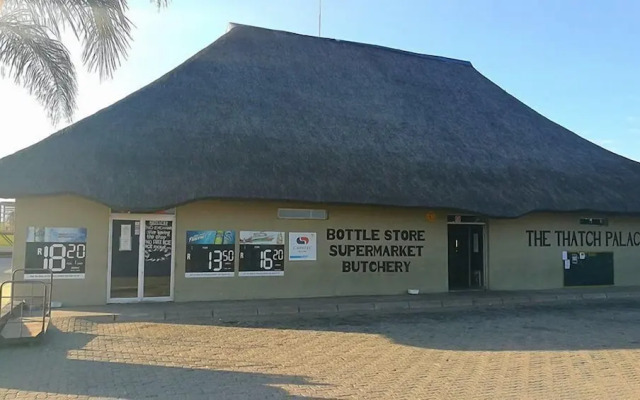 Thatch Palace Lodge
