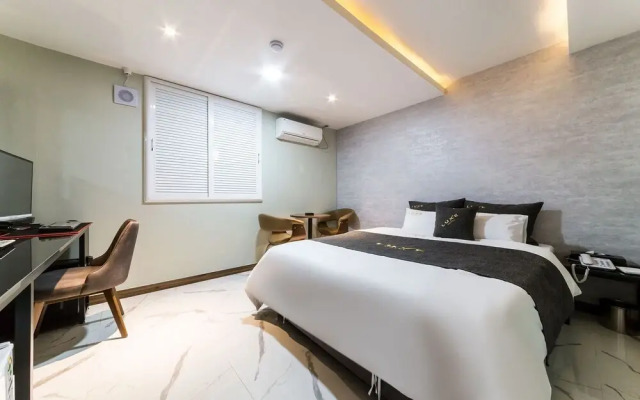 Goyang (Jugyo) Luxe