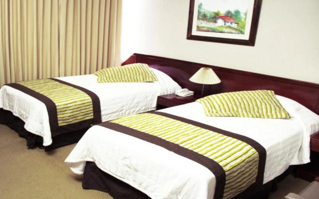 Costa Rica Tennis Club & Hotel