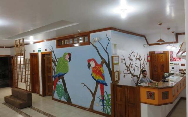 Hostal Macaw