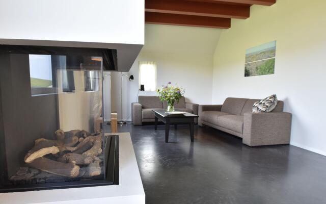 Traditional Villa in Tzummarum near Sea