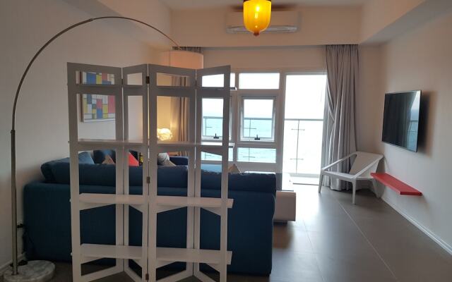 Amazing Seaview Arterra Penthouse