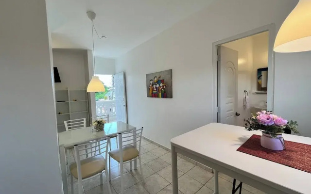 Secure 2-pers Apartment Close to the Beach