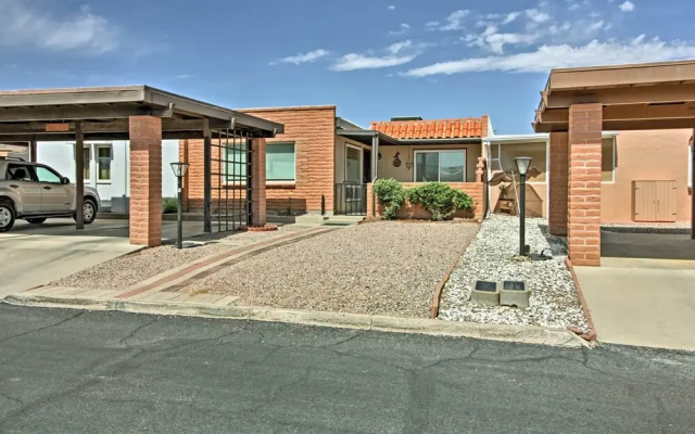 Green Valley Townhome w/ Patio & Resort Amenities