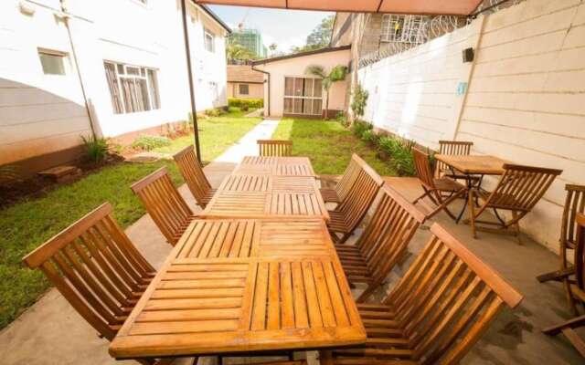 Stay.Plus Hurlingham B&B Suite