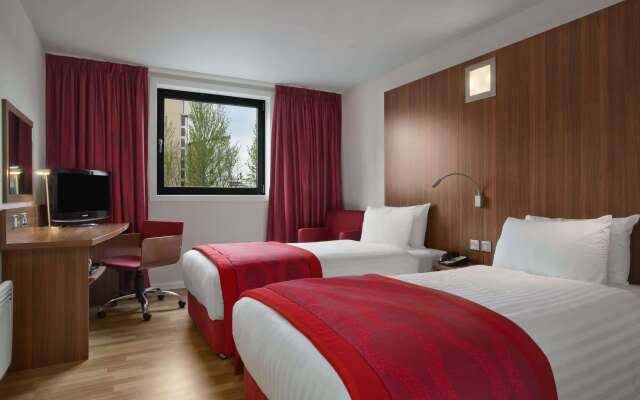 Ramada Encore by Wyndham Newcastle-Gateshead