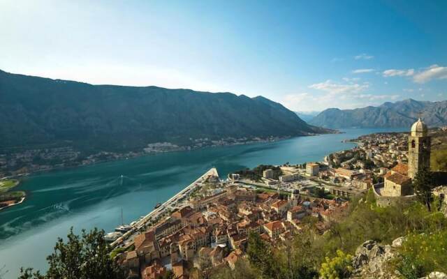 Almare apartments  Budva