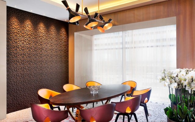 AlRayyan Hotel Doha Curio Col