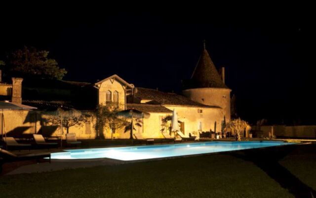 Chateau De Puyrigaud