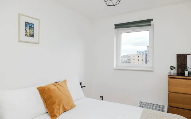 Welcoming 1BR flat near Park