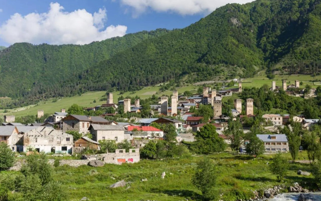 Mushkudiani Manor