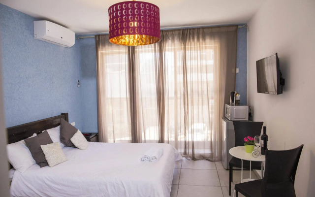 Dream Beach TLV Boutique Hotel