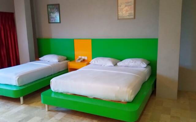 Kita Hotel