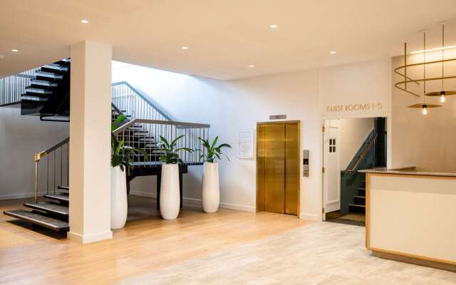 Hotel Alba Adelaide