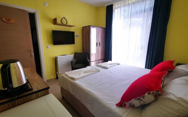 Garden Terrace Otel