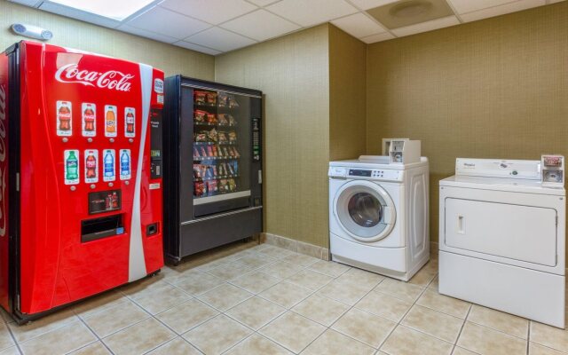 Holiday Inn Express Hotel & Suites Bowling Green by IHG