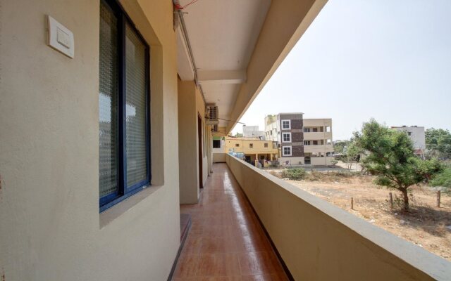 Tulip Towers By OYO Rooms