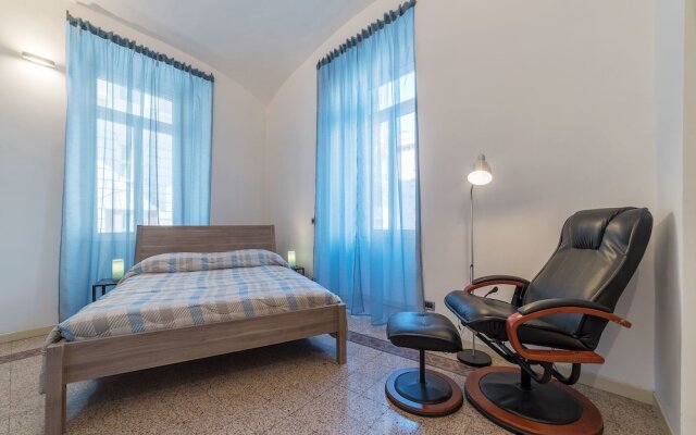 San Giovanni & Colosseo Roomy Flat