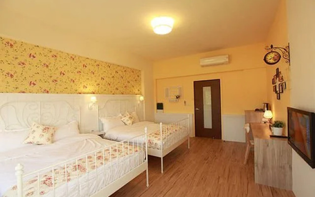 I See U 298 Hostel