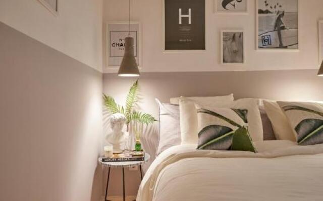 Lisbon Boutique Alfama with Patio 3