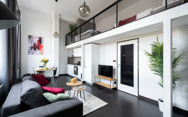 Stylish apartments near center