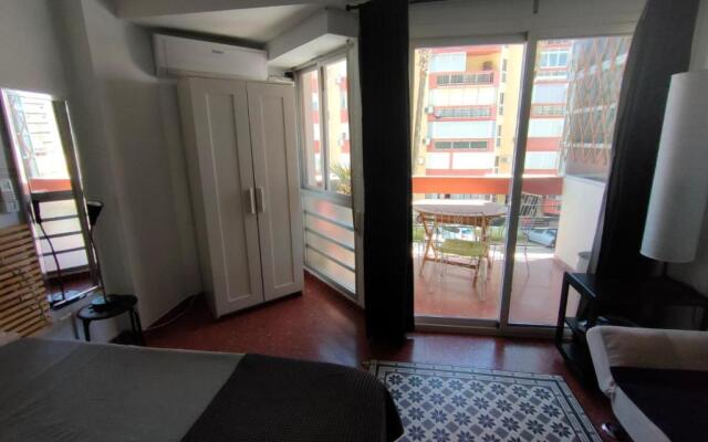 Flat2 studio 150m from the beach with pool