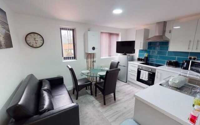 Elegant Apartment in Worcester Near the Racecourse