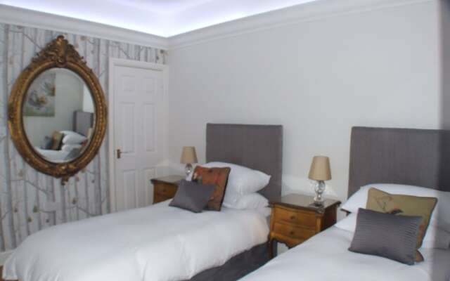 Tides Reach Guest House